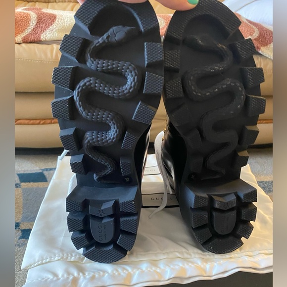 GUCCI COMBAT BOOTS - Picture 9 of 10